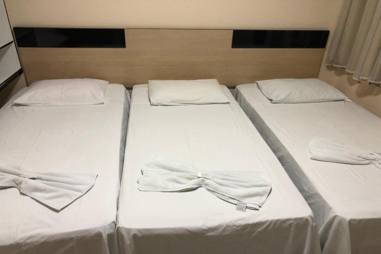Oyo Hotel Melo アラピラカ エクステリア 写真