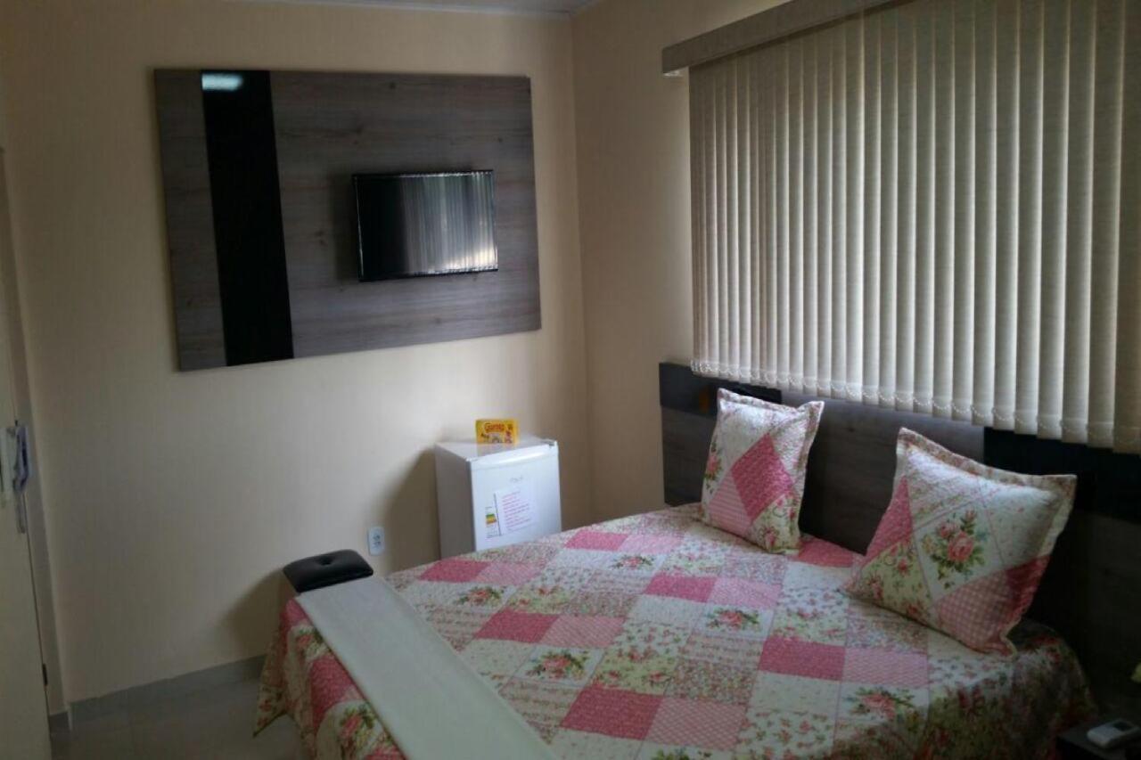 Oyo Hotel Melo アラピラカ エクステリア 写真